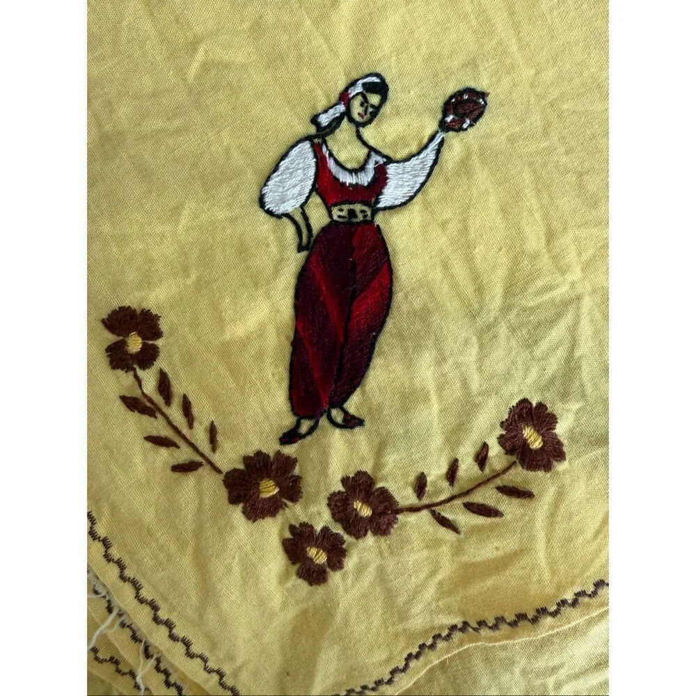 6pc Vintage Embroidered Folk Art Yellow 4 Napkins 2 Small Table Linens